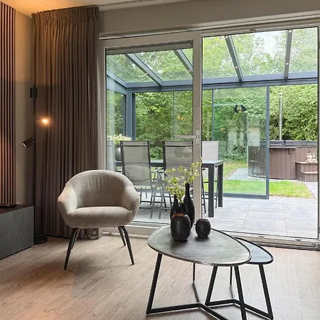 Vakantiehuis 3 Bedroom Stunning In *