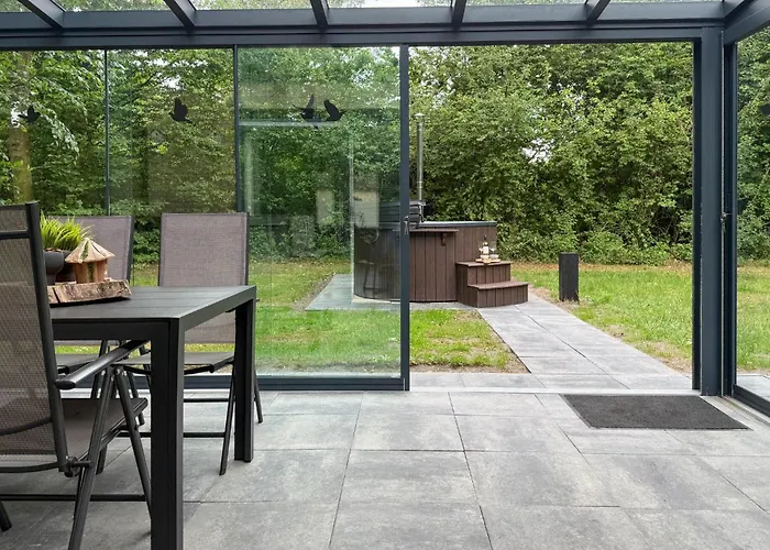 3 Bedroom Stunning In *